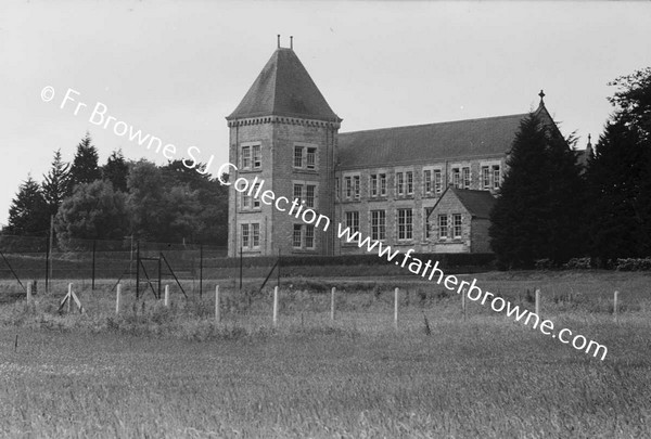 ST LOUIS CONVENT